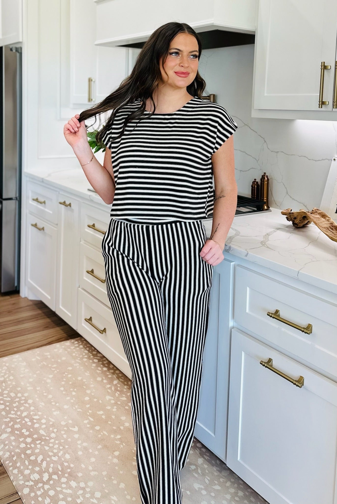 BLACK AND CREAM STRIPED KNIT MATCHING SET - SET