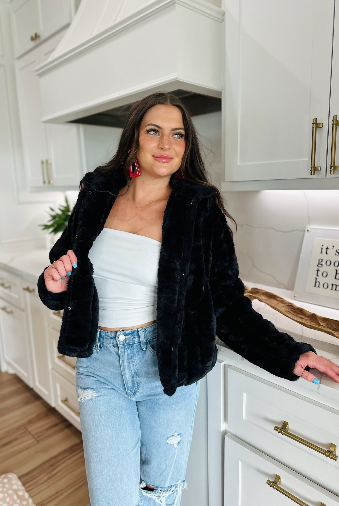 BLACK FAUX FUR JACKET - Tops