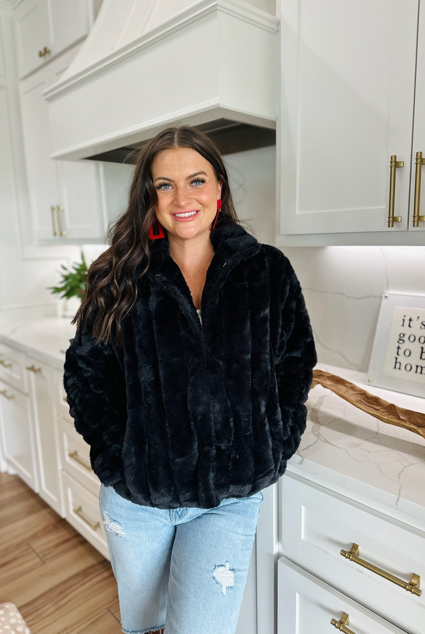 BLACK FAUX FUR JACKET - Tops