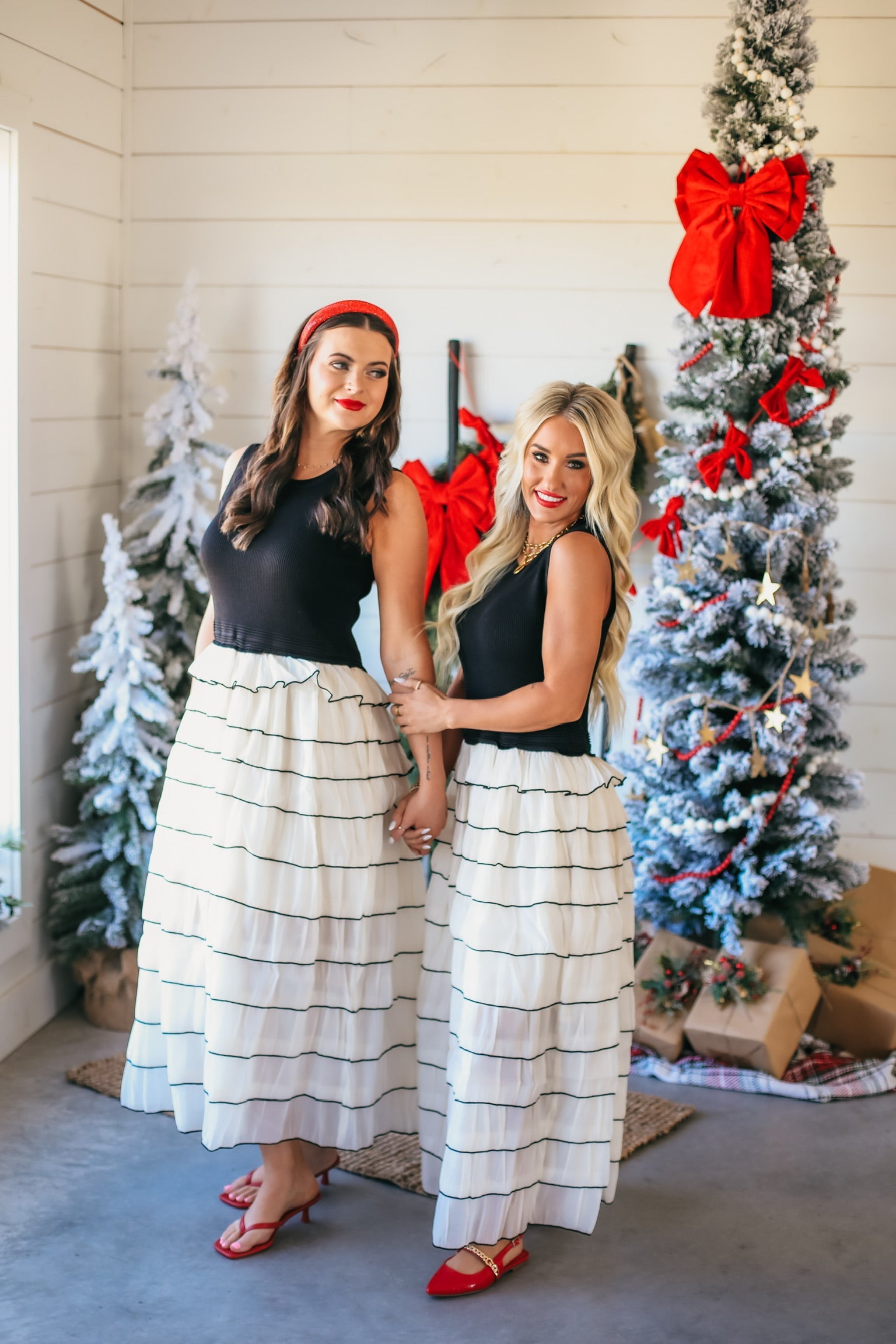 CONTRAST BLACK AND IVORY LACE RUFFLE LAYERED DRESS - Dress