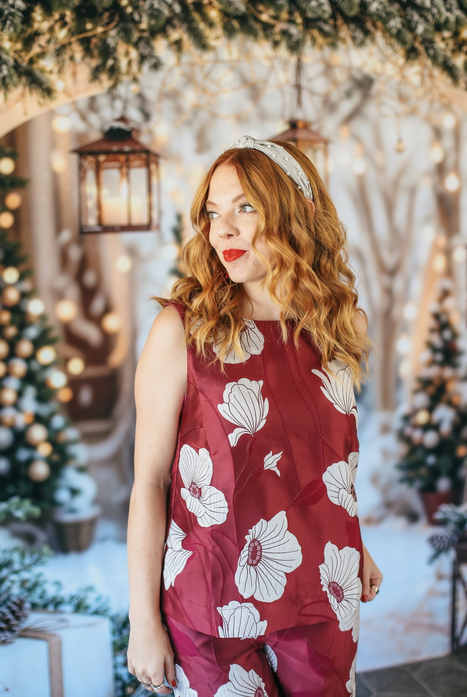 ENTRO BROCADE SILVER & RUBY DRESSY PANT SET - SET