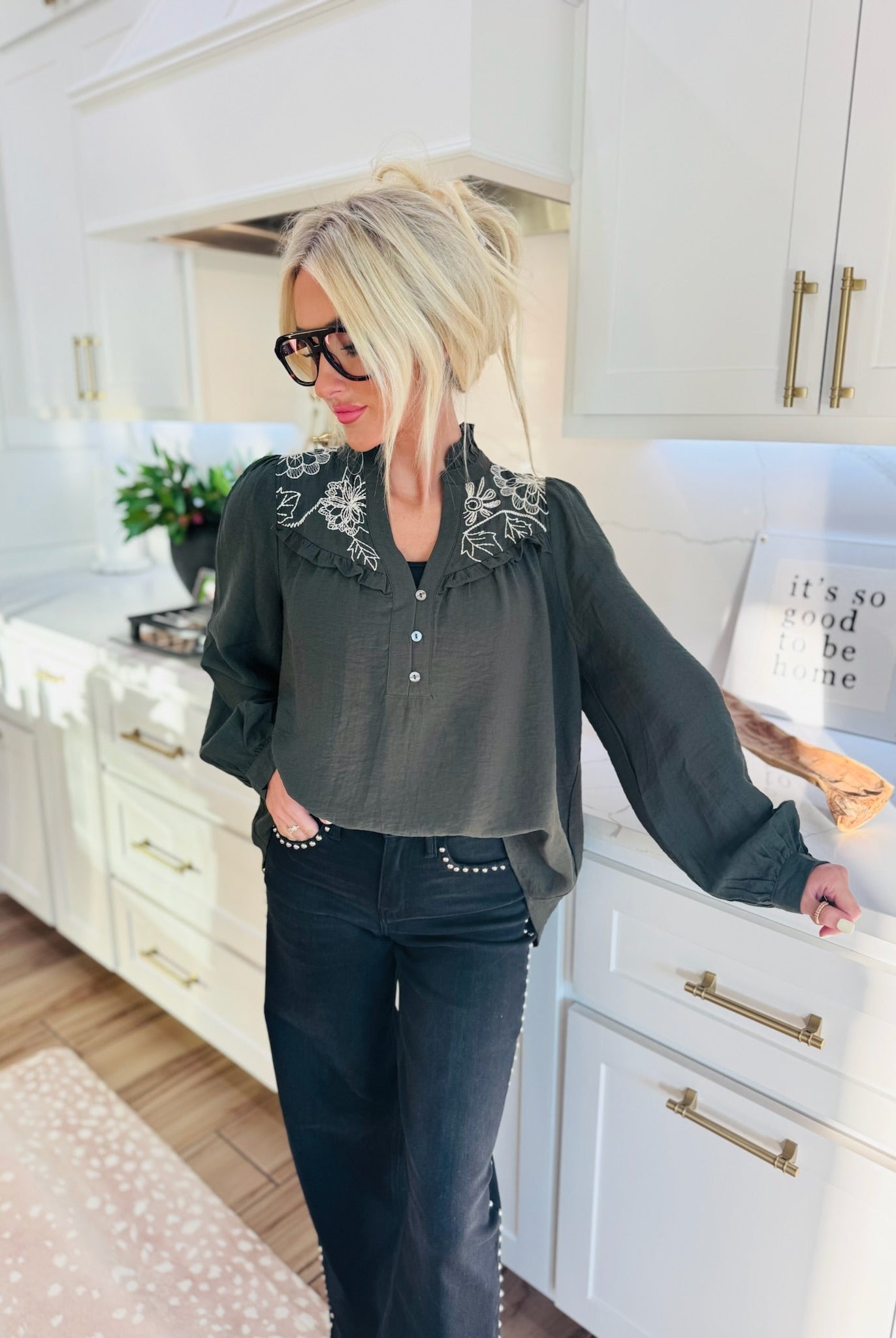 ENTRO LONG SLEEVE TOP WITH CREAM FLORAL EMBROIDERY - Tops