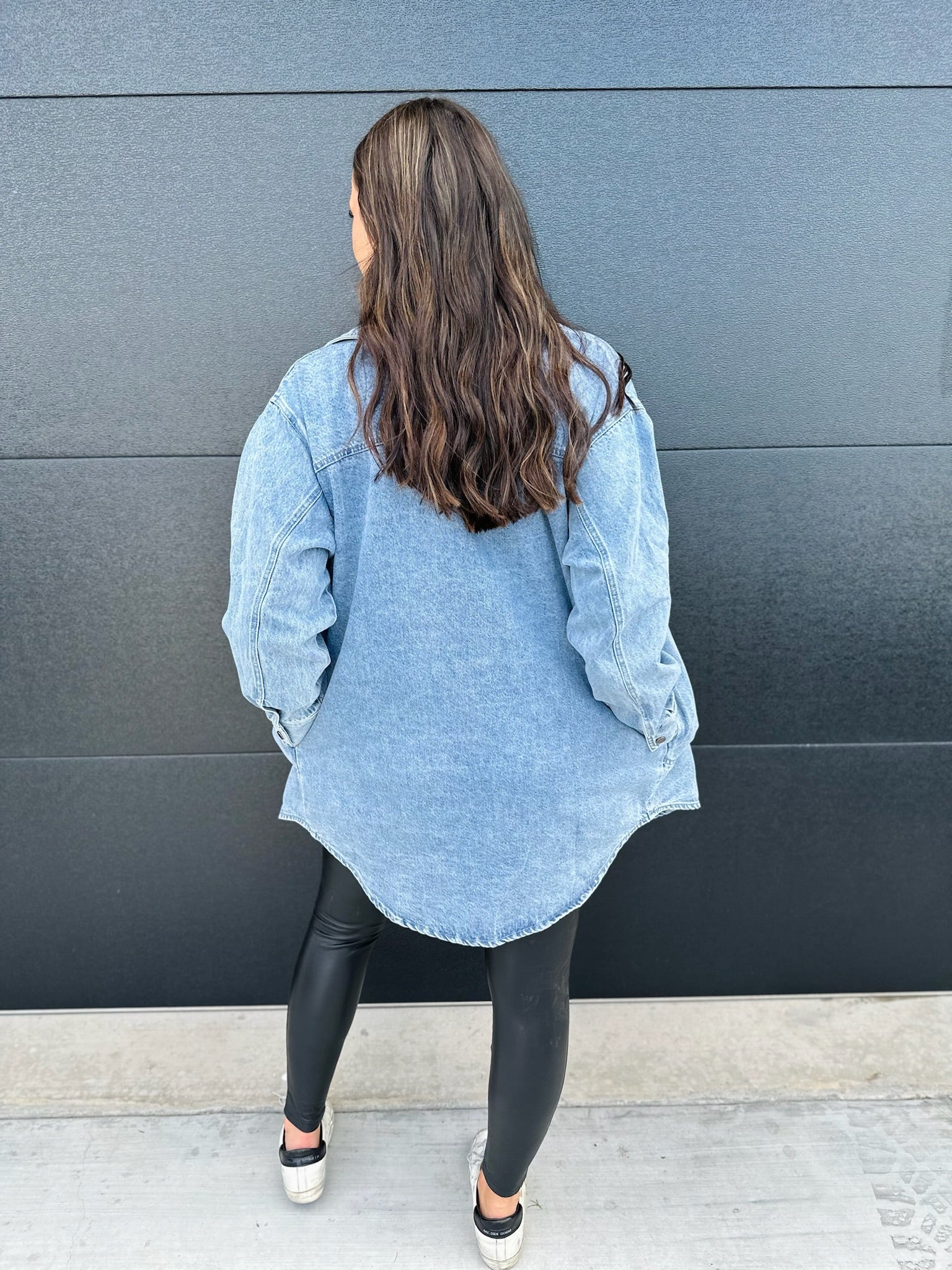 FATE LIGHT BLUE DENIM SHACKET DRESS - Tops