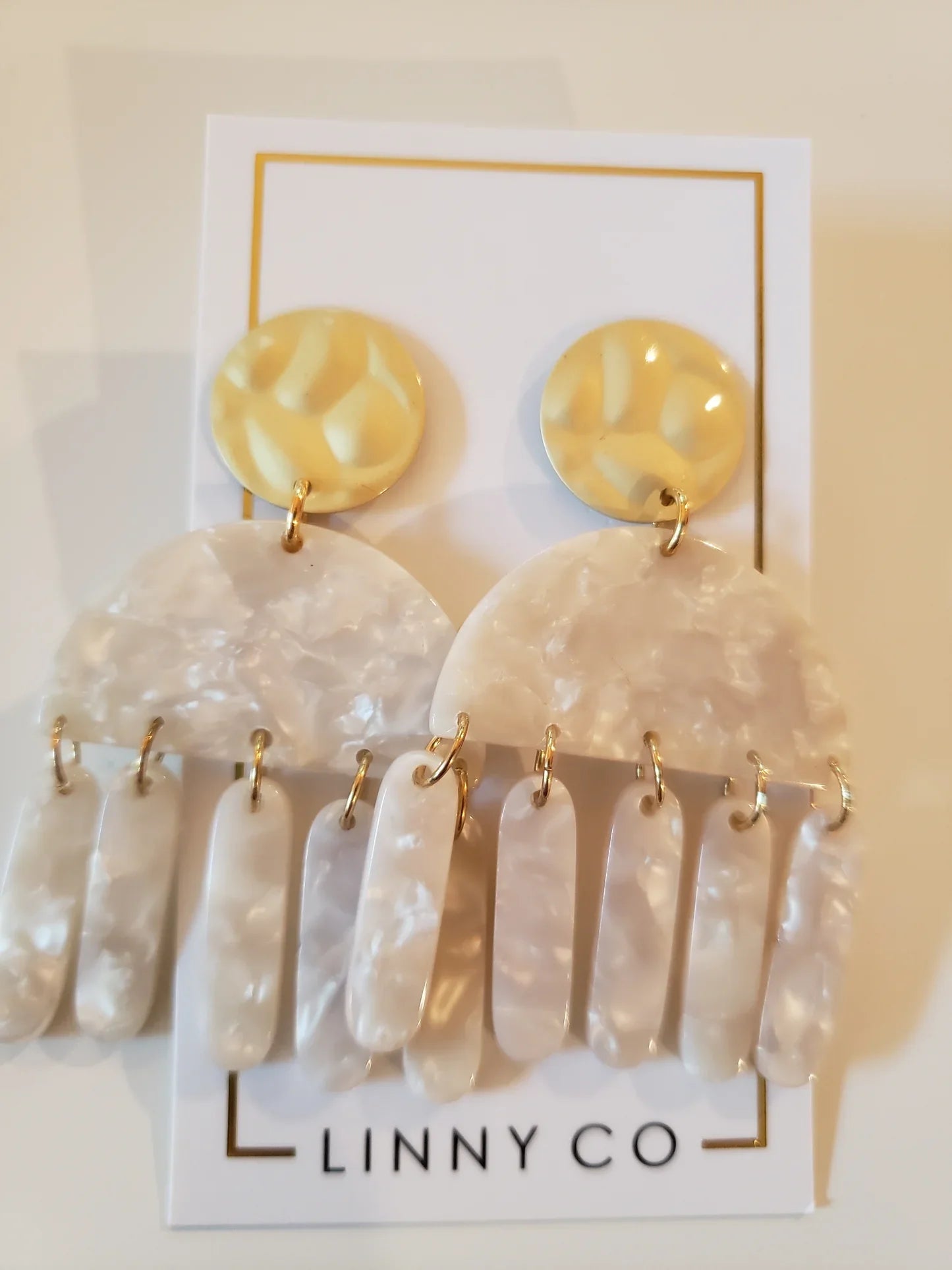 JULIA STATEMENT TORTOISE EARRINGS BY LINNY AND CO - BLONDE TORTOISE - Earrings