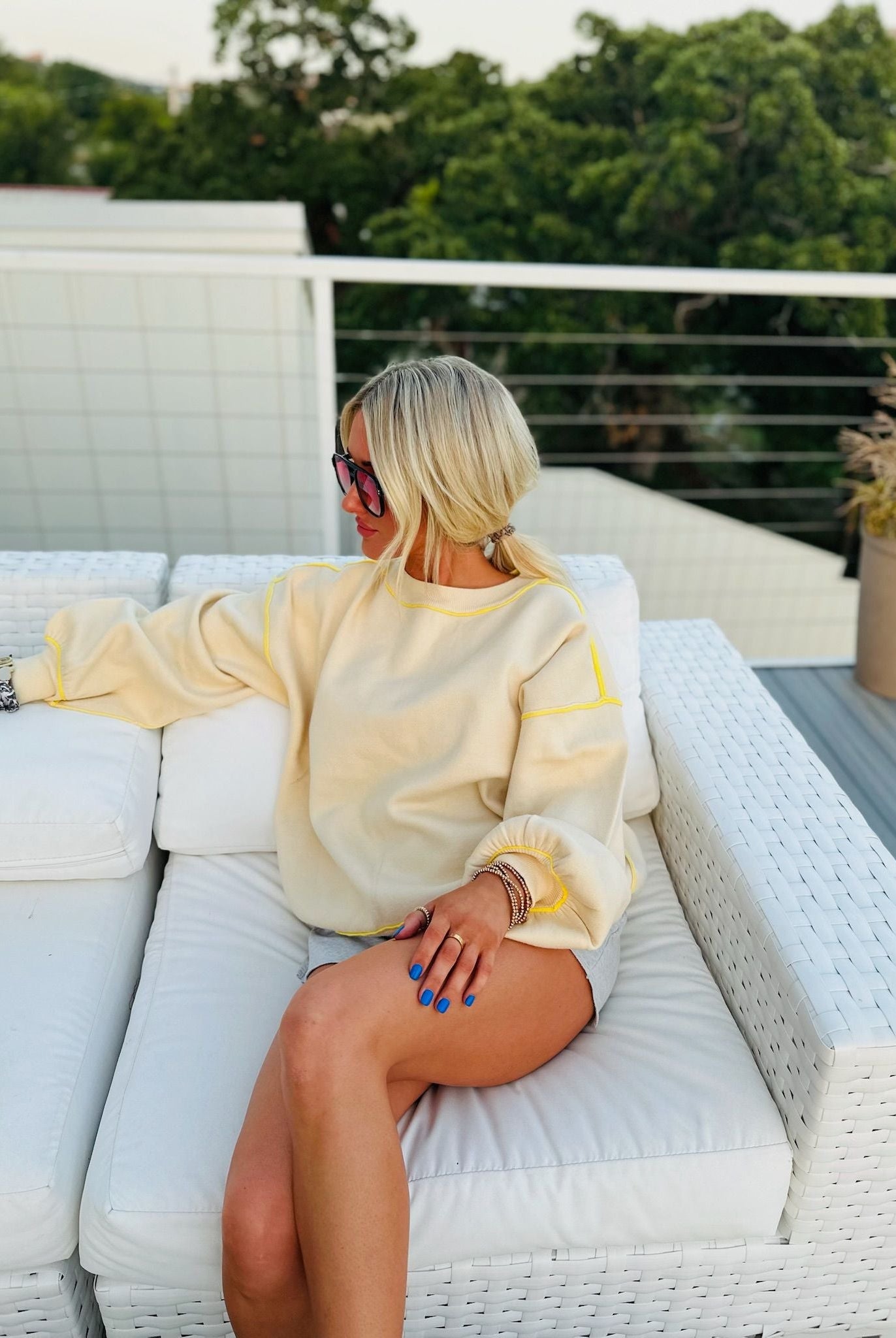 LEMON LONG SLEEVE CREW NECK SWEATER - Tops