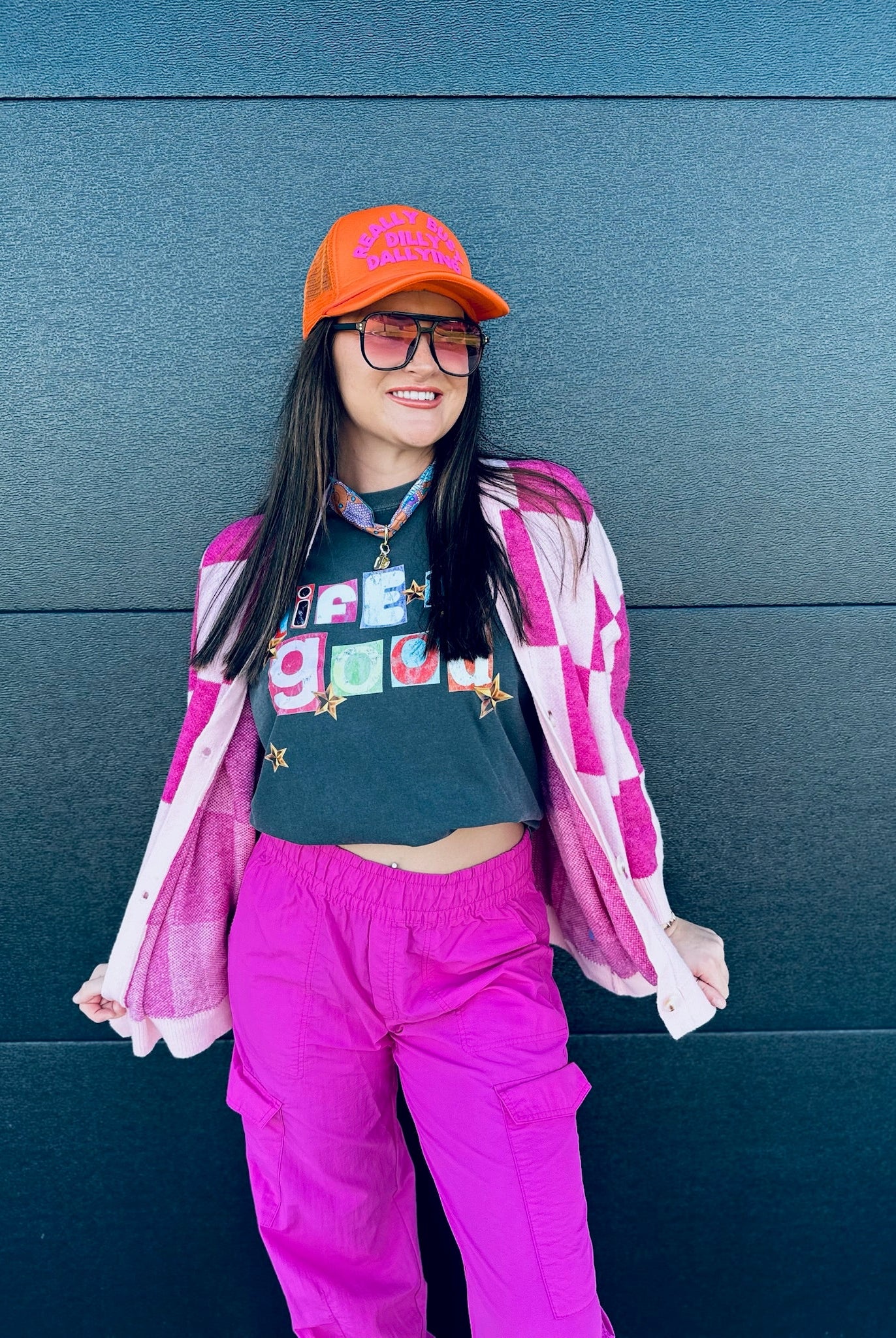 LIFE IS GOOD GRAPHIC TEE- CHARCOAL - Tops