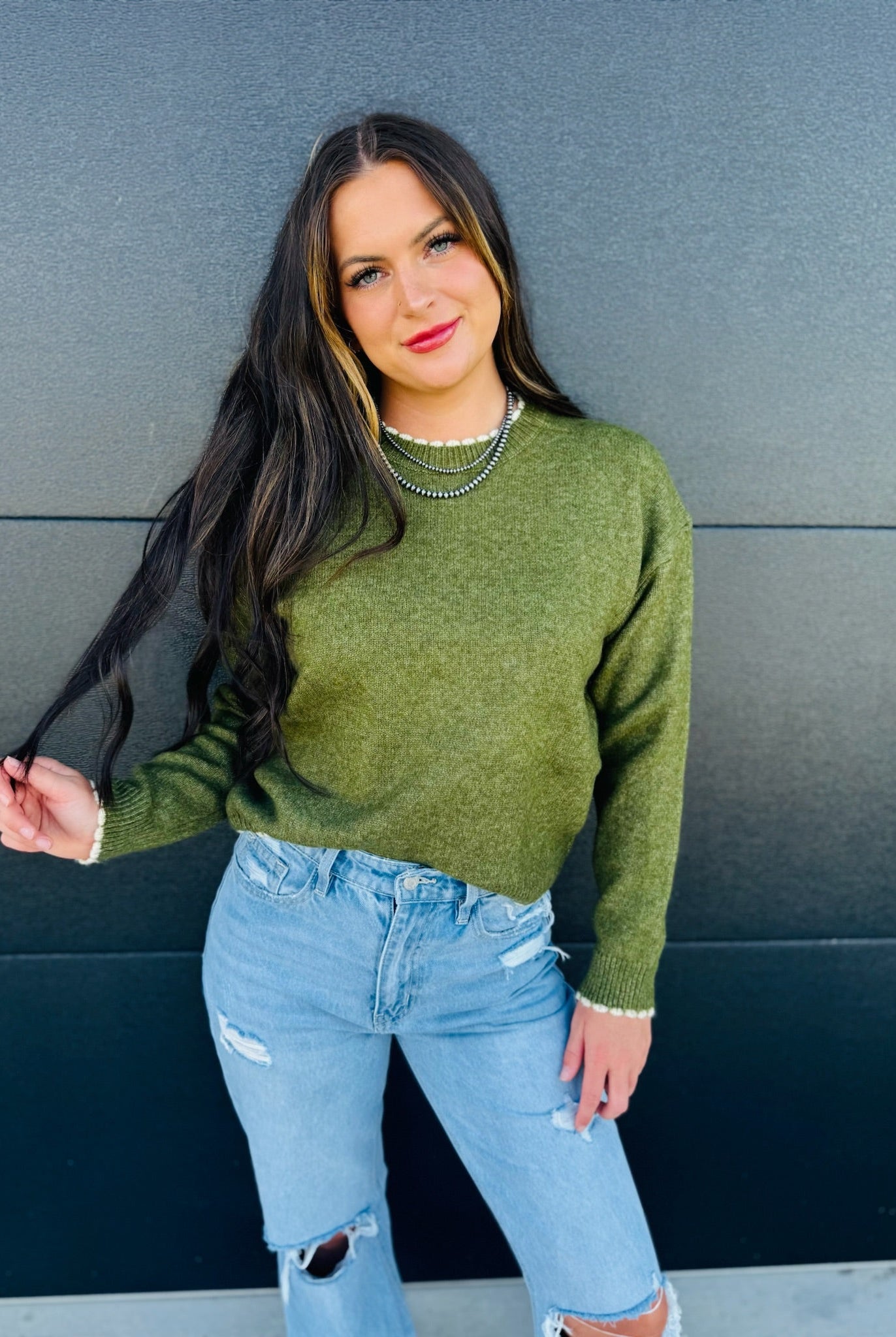OLIVE GREEN SWEATER WITH CREAM DETAILS - Tops