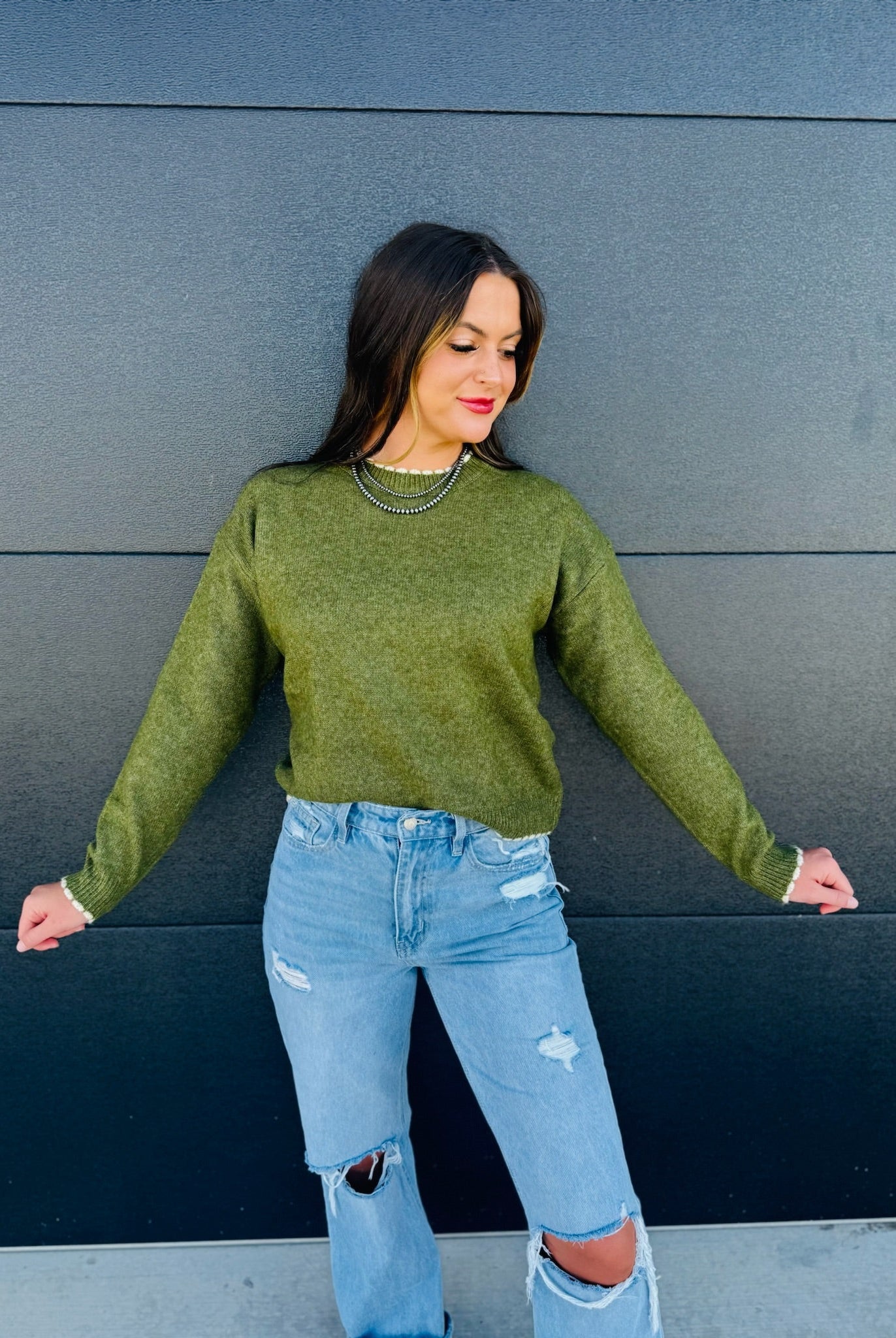 OLIVE GREEN SWEATER WITH CREAM DETAILS - Tops