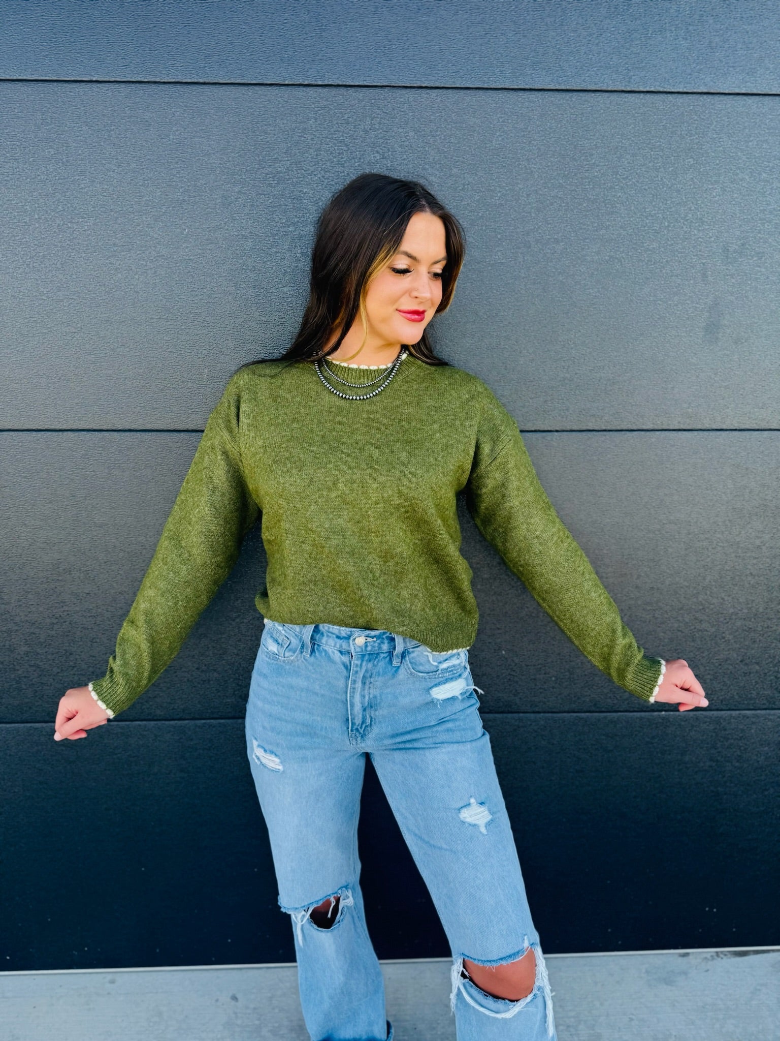OLIVE GREEN SWEATER WITH CREAM DETAILS - Tops