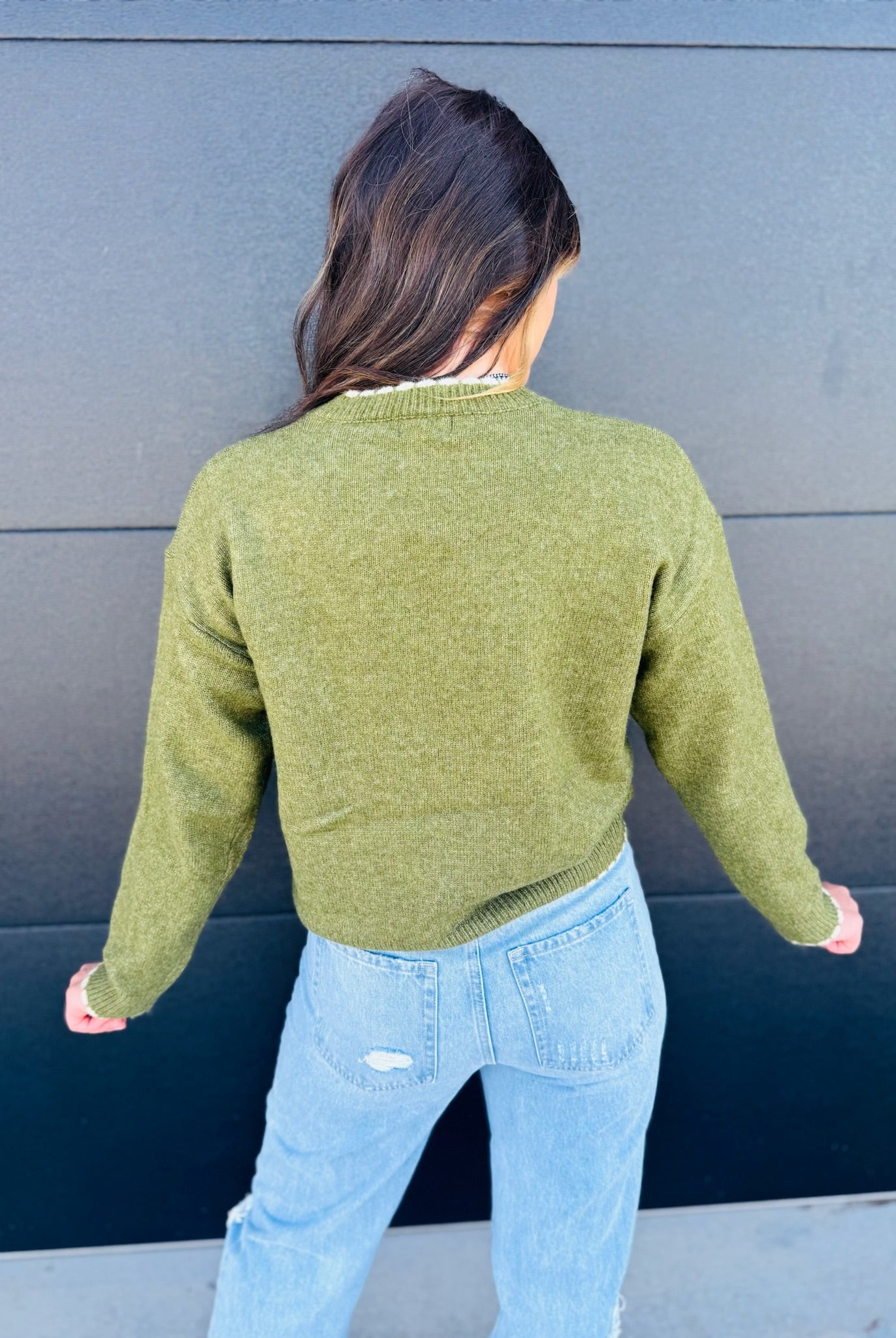 OLIVE GREEN SWEATER WITH CREAM DETAILS - Tops