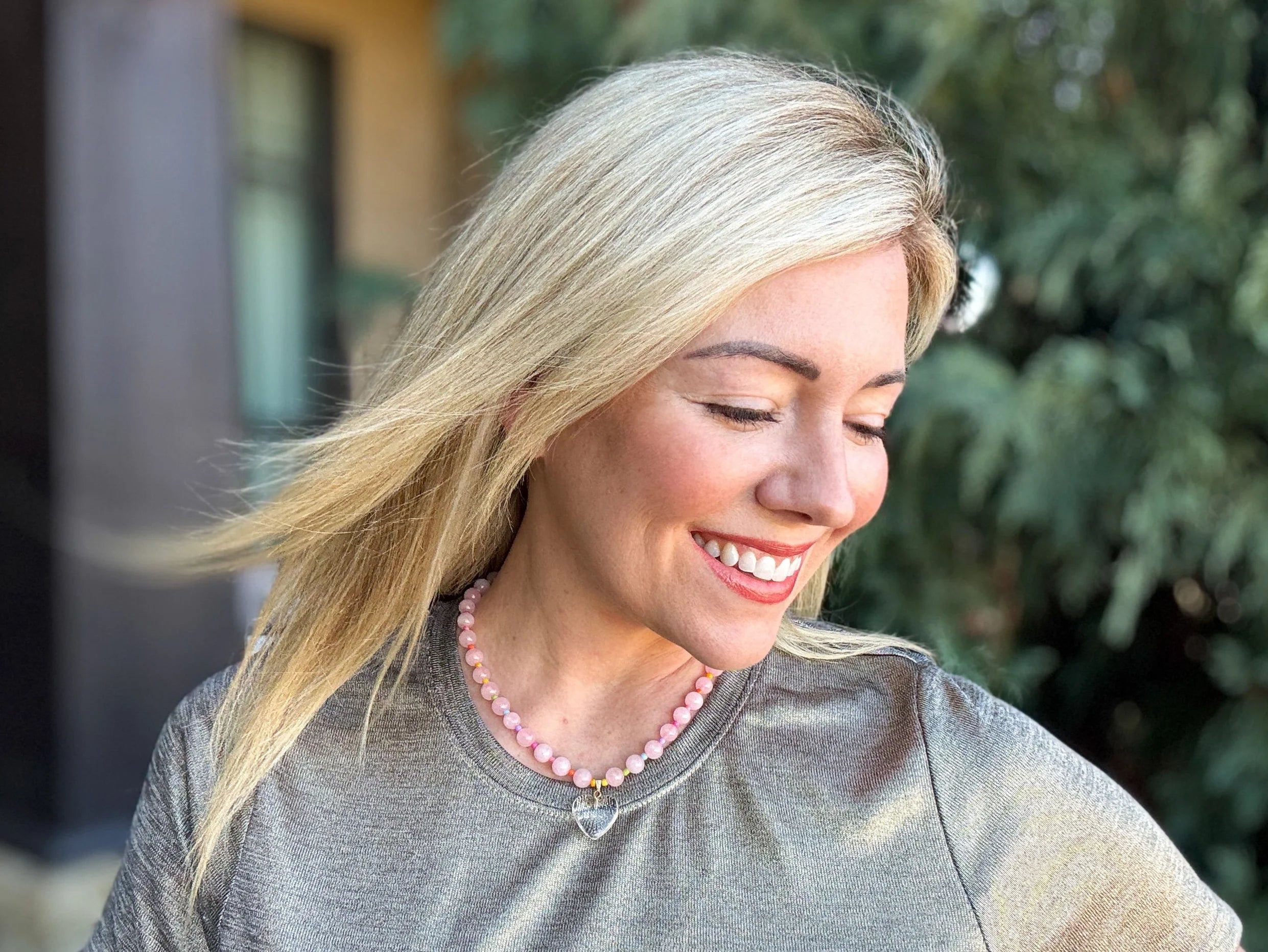 PINK MULTI COLOR BEADED NECKLACE WITH DANGLE HEART- LOTTIE - Necklaces