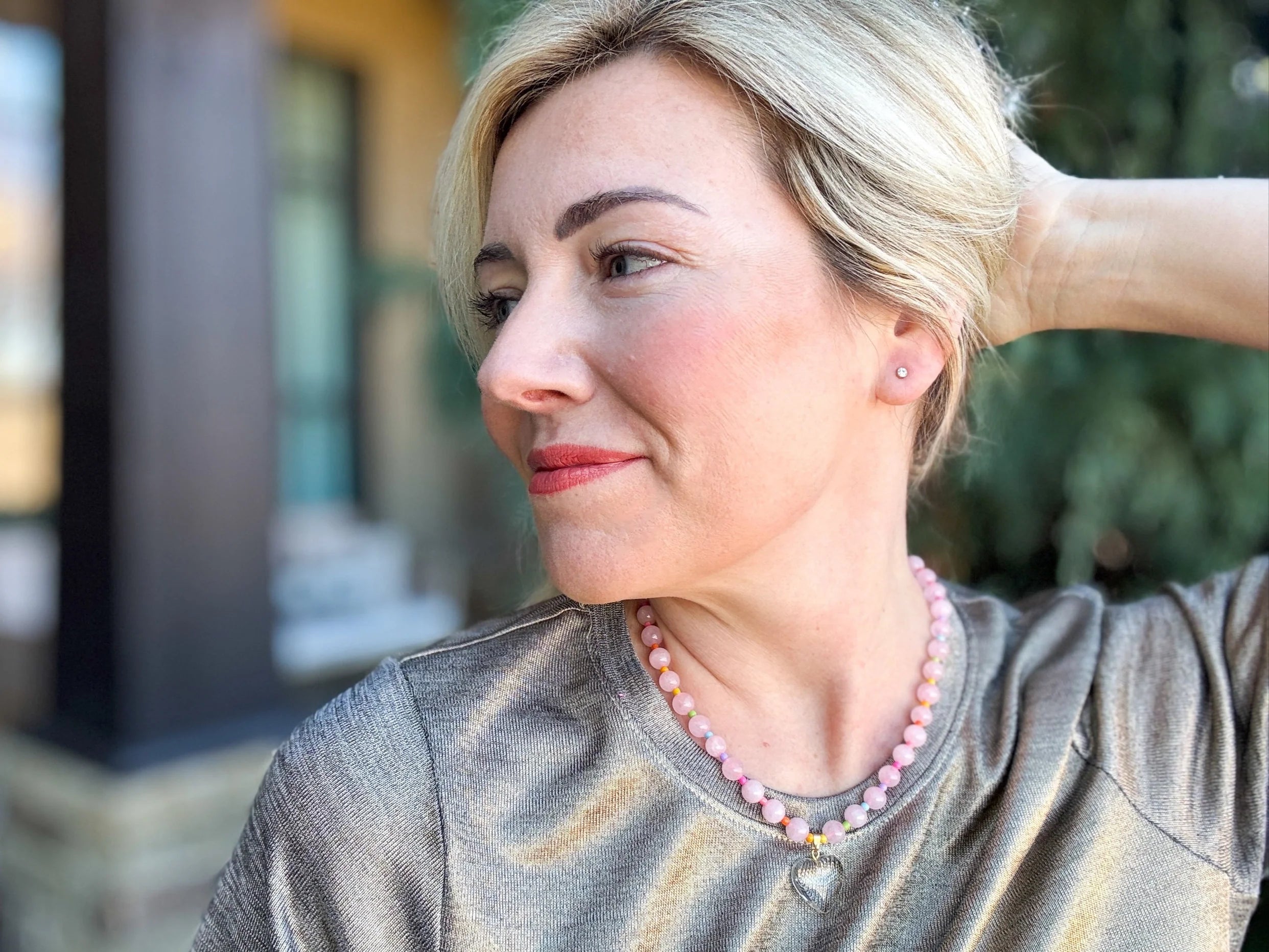 PINK MULTI COLOR BEADED NECKLACE WITH DANGLE HEART- LOTTIE - Necklaces