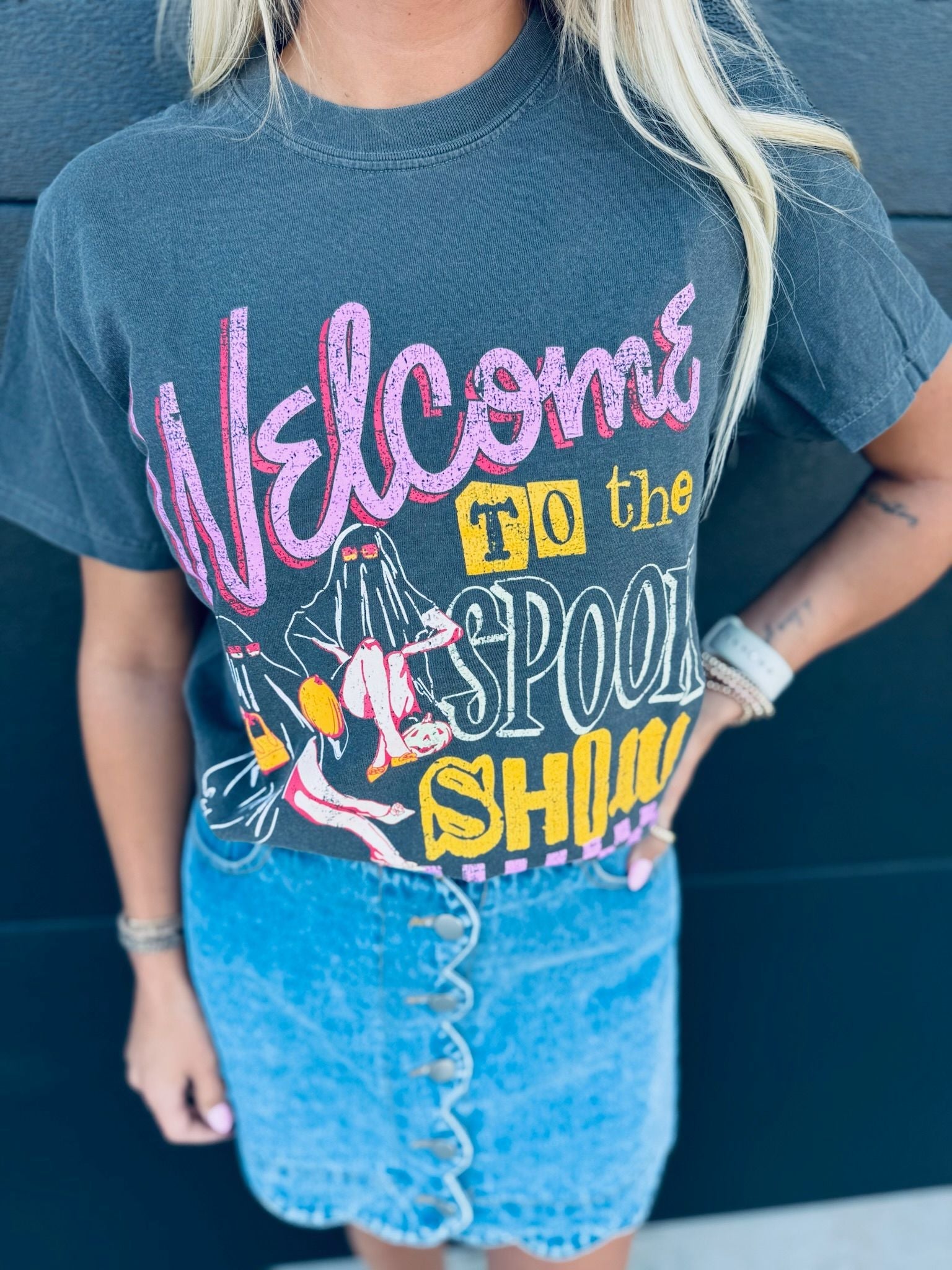 WELCOME TO THE SPOOK SHOW HALLOWEEN TEE - Tops