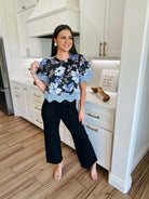 BLACK ENTRO FLORAL TOP W/PURPLE BAND