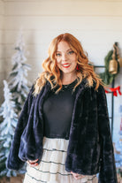 BLACK FAUX FUR JACKET - Tops