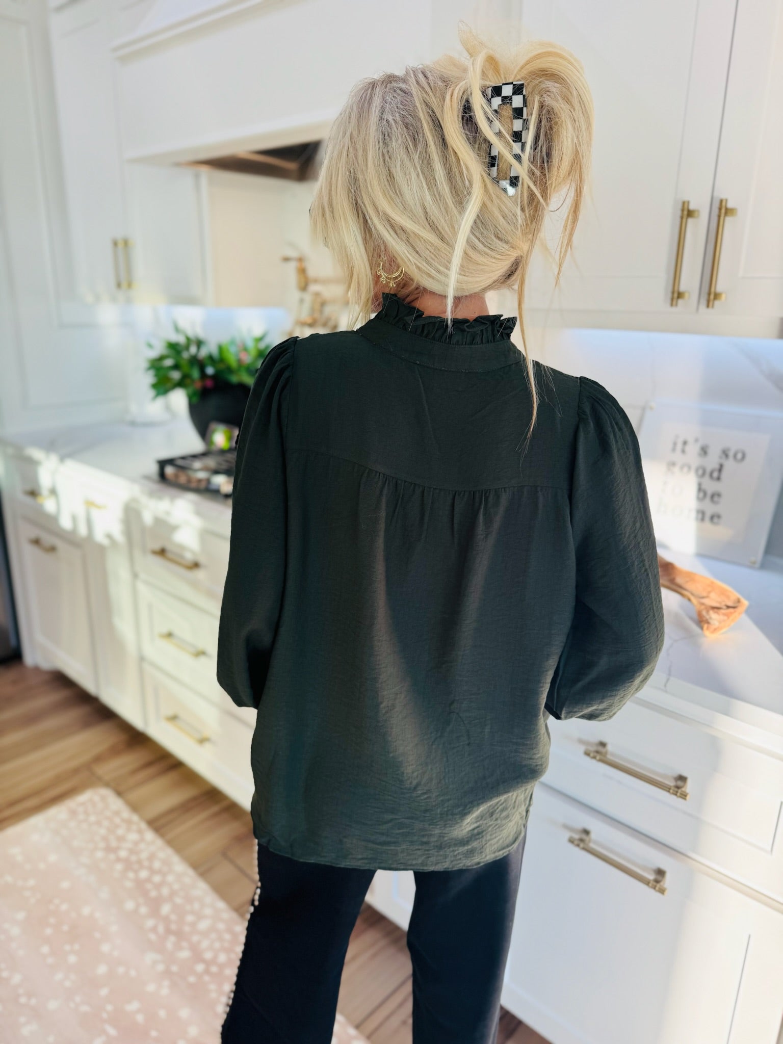 ENTRO LONG SLEEVE TOP WITH CREAM FLORAL EMBROIDERY - Tops