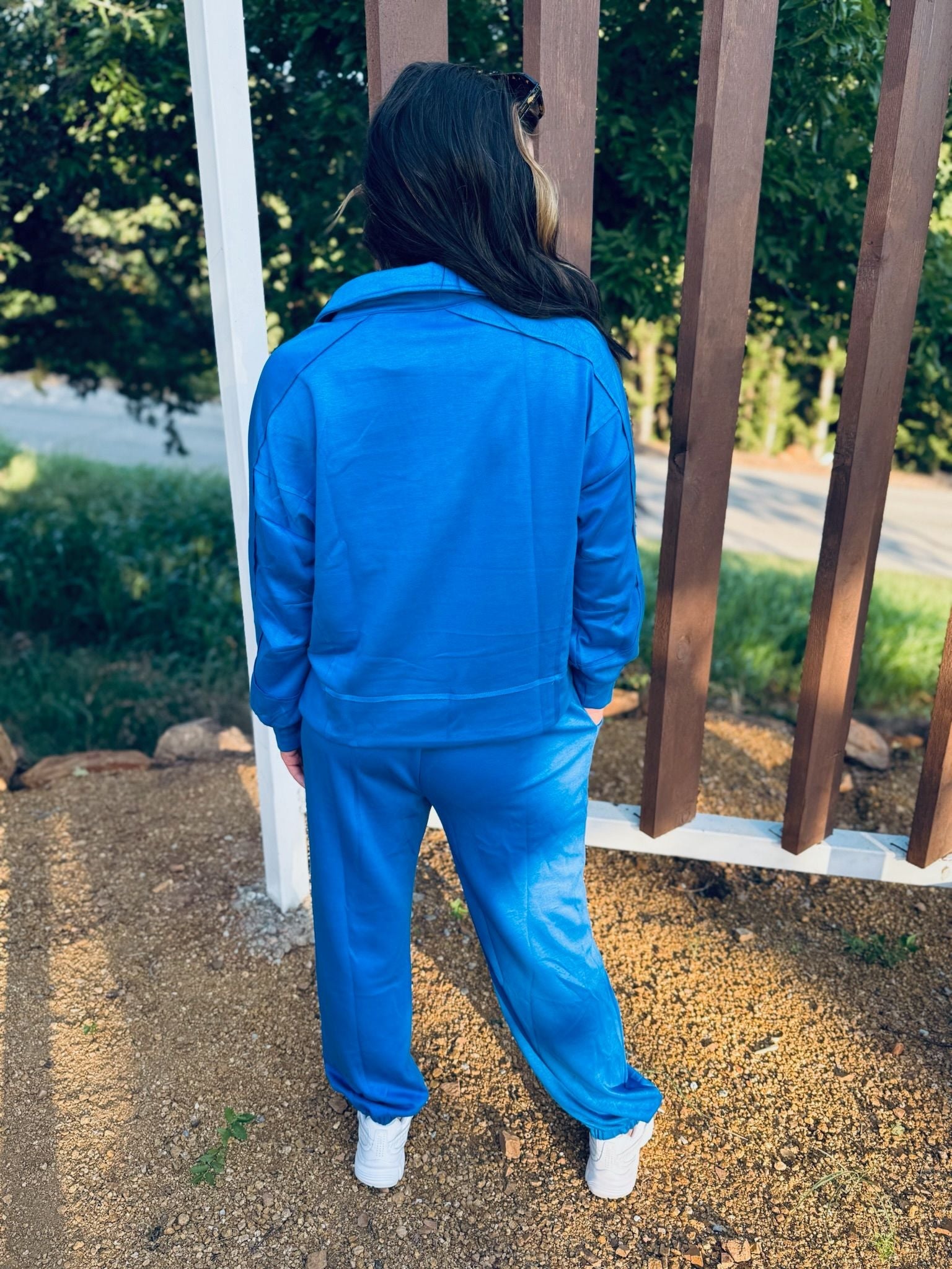 LUXE KNIT OCEAN BLUE MATCHING SET WITH JOGGERS AND POLO STYLE TOP