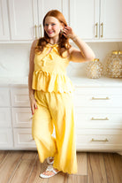 LEMON YELLOW ELASTIC WAIST SCALLOPED BOTTOM PANTS styled with a lightweight fabric, featuring a drawstring adjustable waistband and ideal for casual outings.