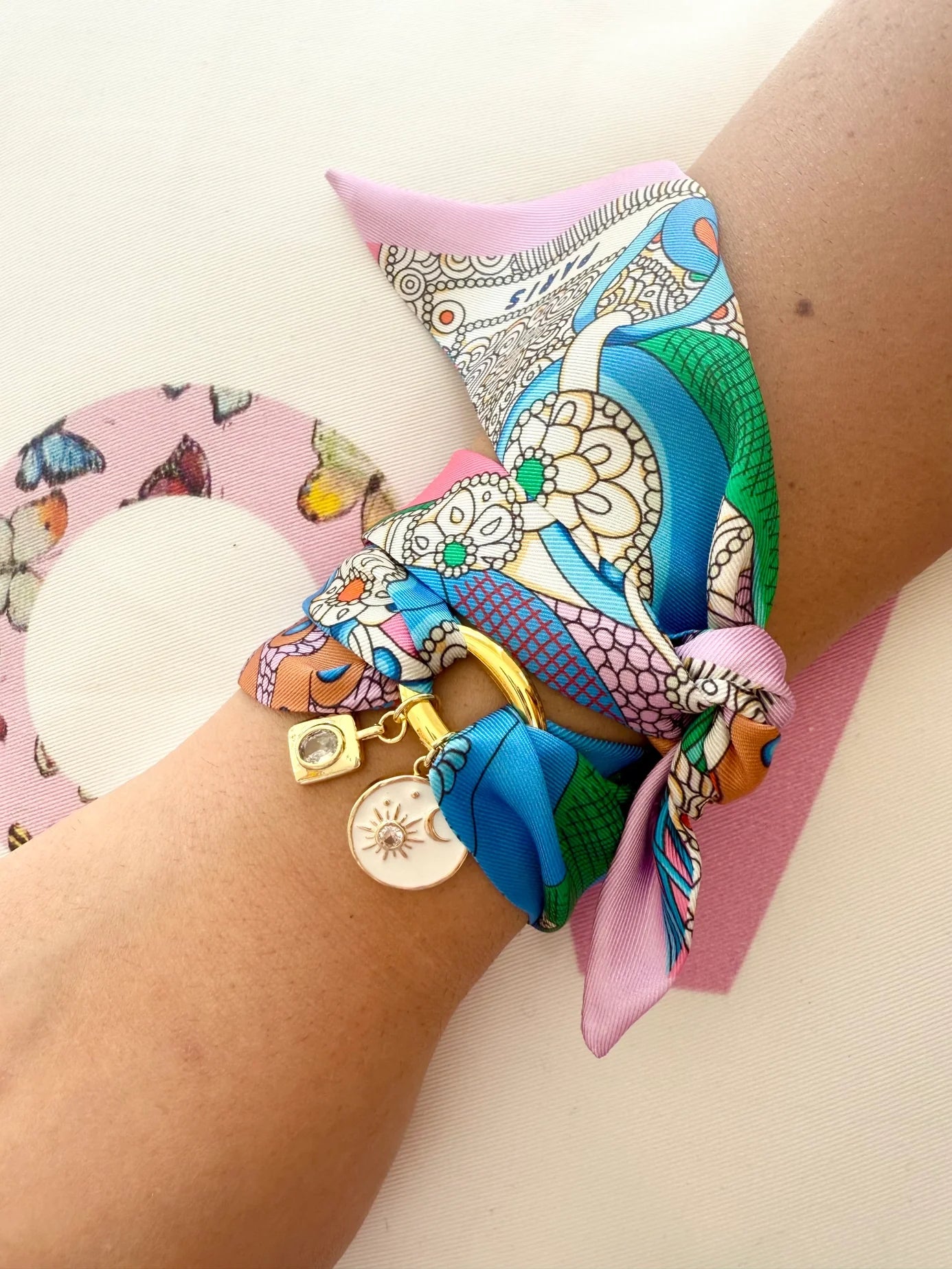 SCARF CHARM BRACELET - Multicolor - Bracelet