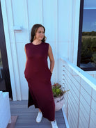 WINE SOLID KNIT SIDE-SLIT MIDI DRESS BY ENTRO - Dress